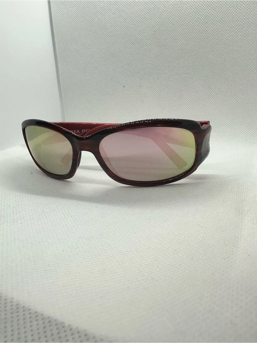 Costa Vela Women's Polarized Sunglasses — Deep Red/Pink Frame